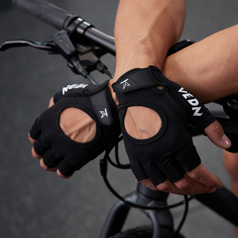 قفازات رفع الأثقال النسائية قب - مراجعة Crossfit Equipment وسعره